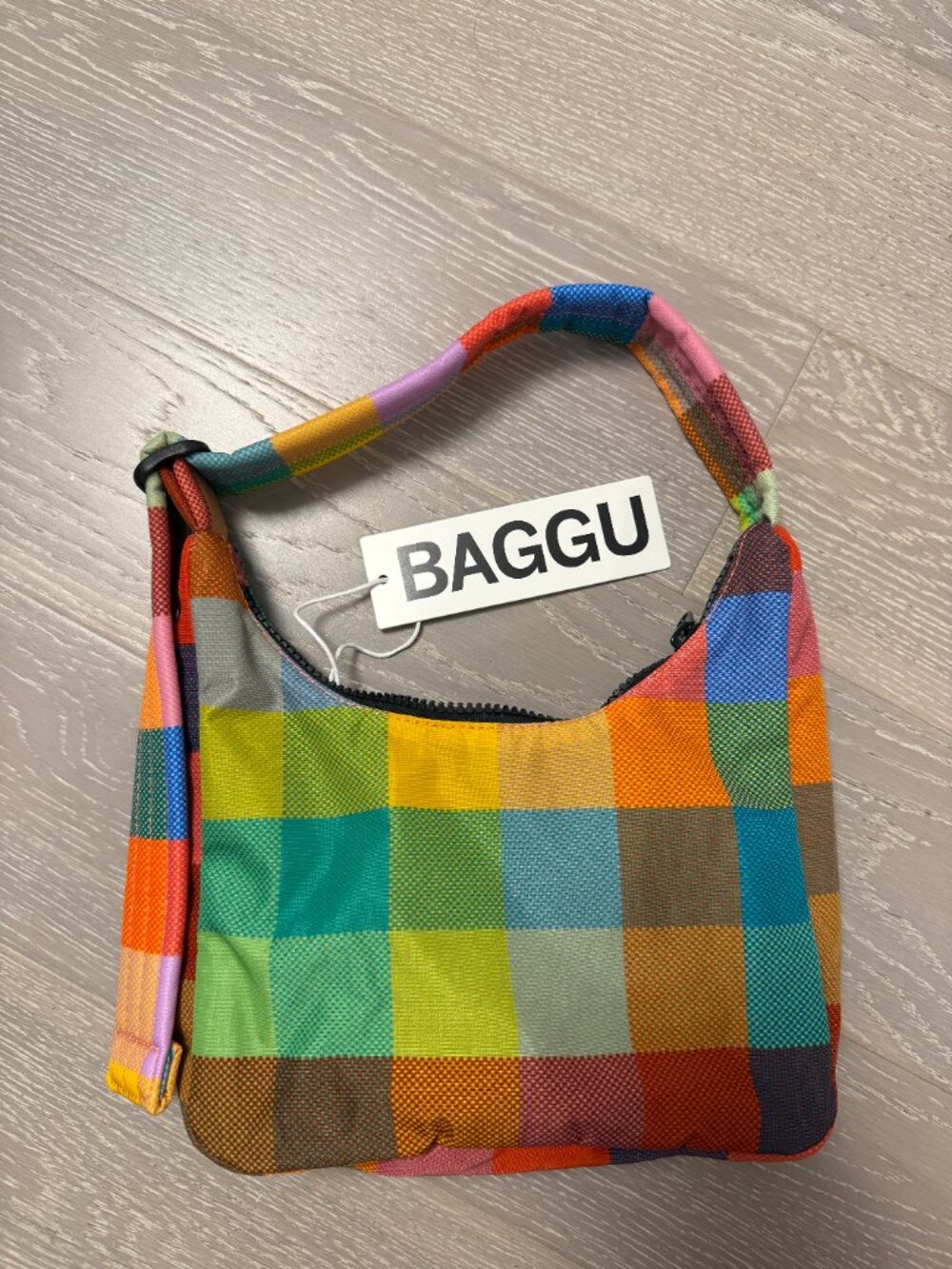 NWT Baggu Madras Mini Nylon Shoulder Bag - Picture 3 of 4